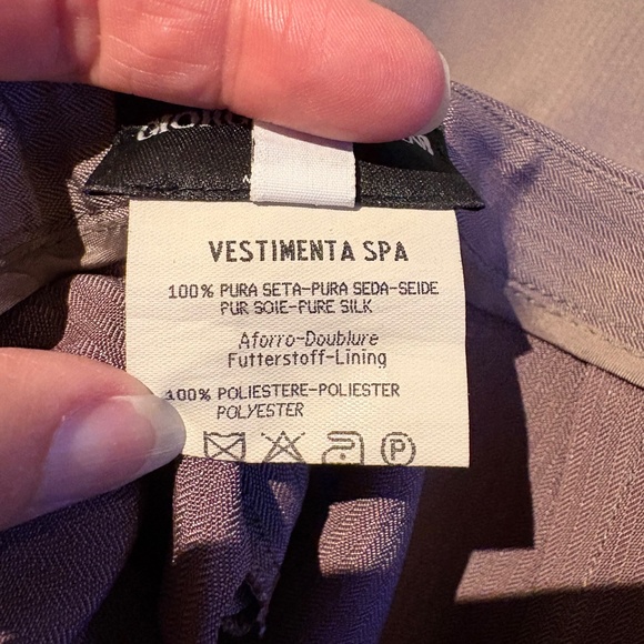 Gorgeous vintage Giorgio Armani silk suit - size 38/ roughly size 4 - Picture 10 of 13